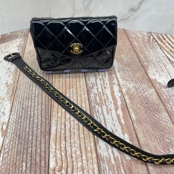 CHANEL Black Quilted Patent Crossbody with Gold Chain Strap - Picture 5 of 14